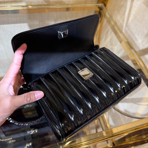 Tory Burch SMALL FLEMING METALLIC QUILT CONVERTIBLE SHOULDER BAG 155938 $548 - Picture 5 of 11